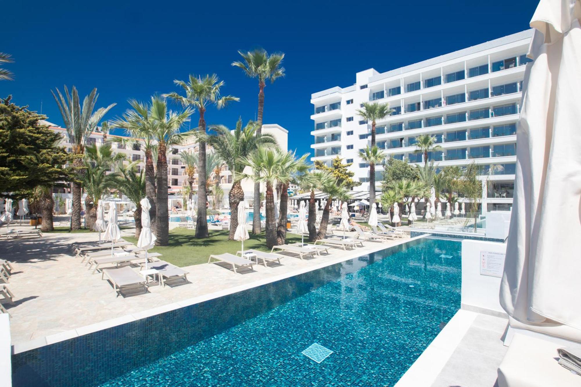 Bohemian Gardens Hotel Protaras Exterior foto