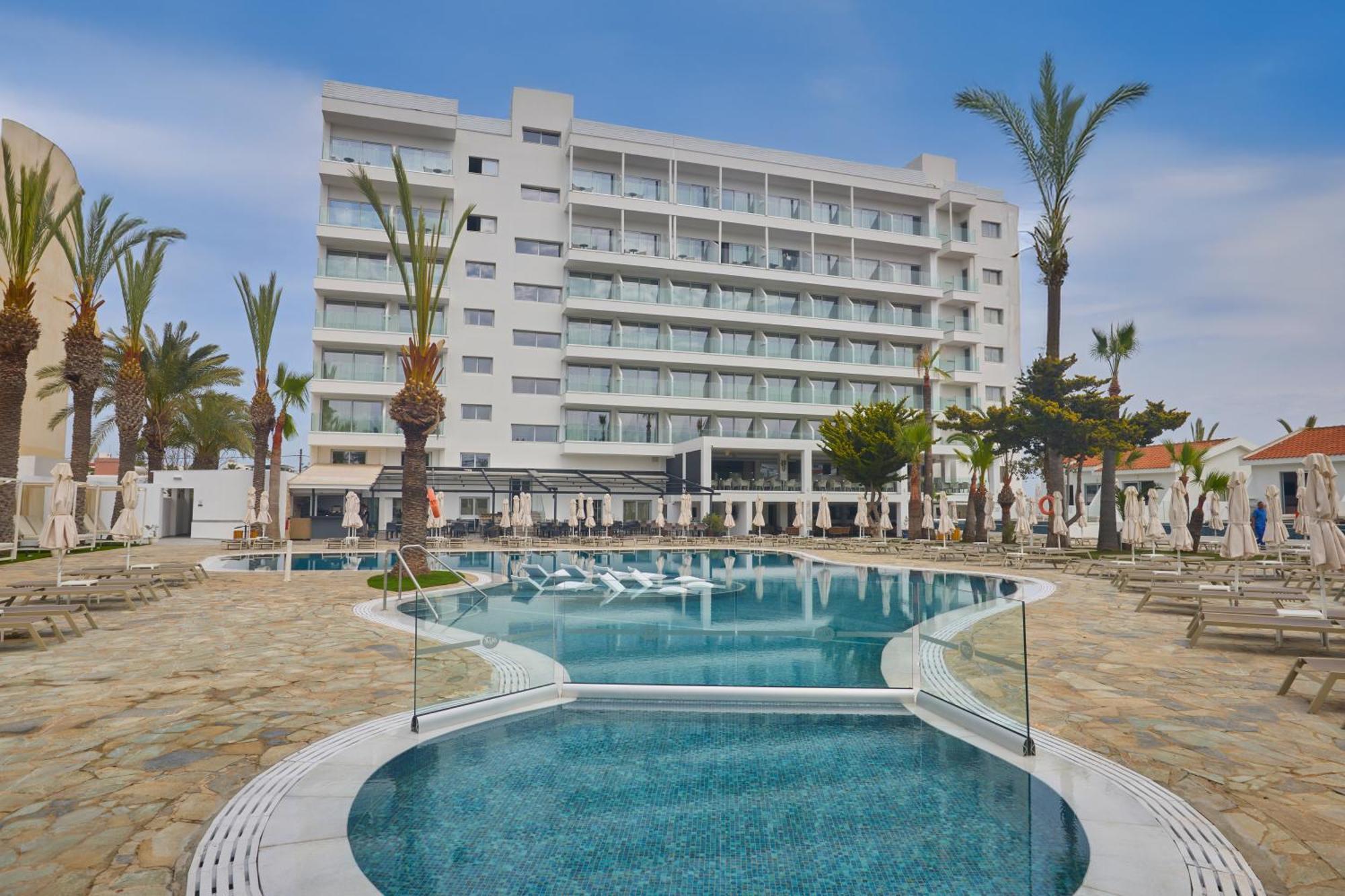 Bohemian Gardens Hotel Protaras Exterior foto